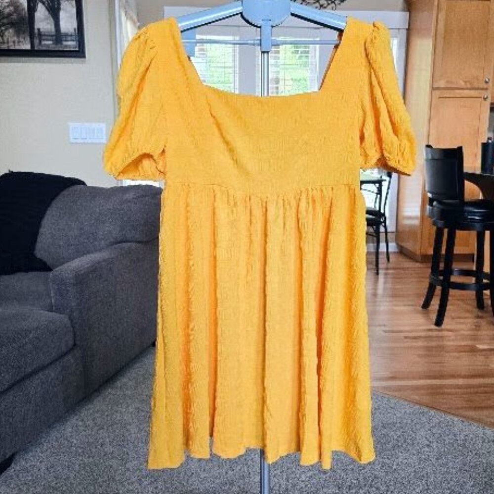 NWT ladies sz XL ( 12 ) gold square neck bubble sleeve dress - Picture 2 of 4